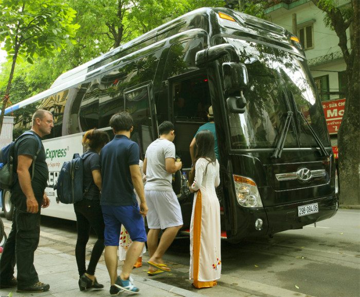 xe bus sapa express