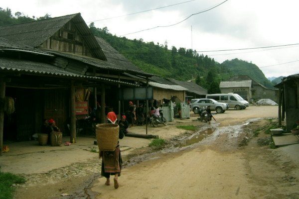 Khu trung tâm bản Tả Phìn