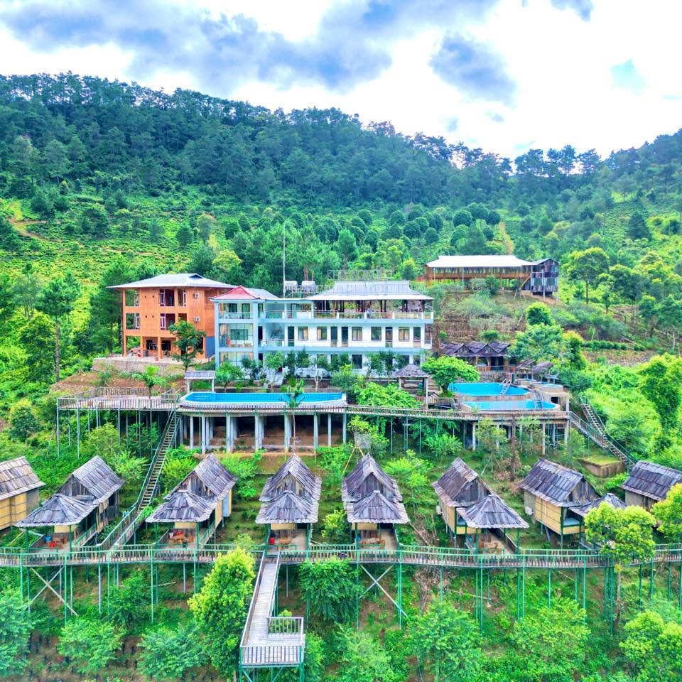 Phòng ks tiêu chuẩn và Bungalow tại Trạm Tấu với bể bơi khoáng nóng