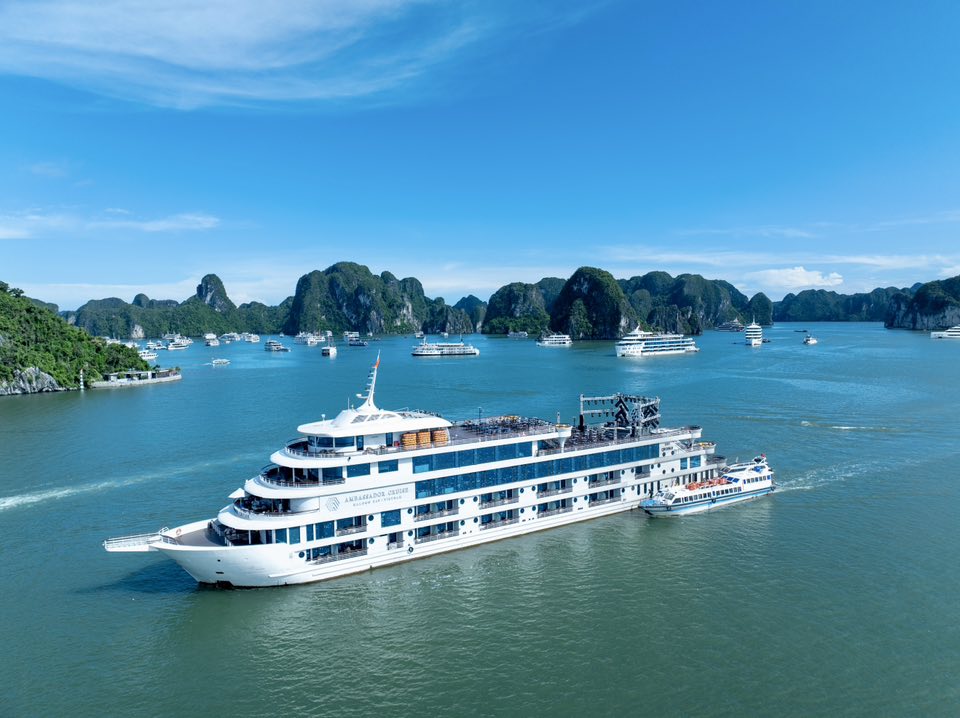 Ambassador-cruise-halong