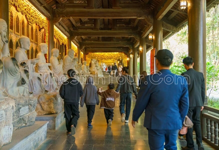 Ghé thăm quần thể chùa lớn nhất Đông Nam Á
