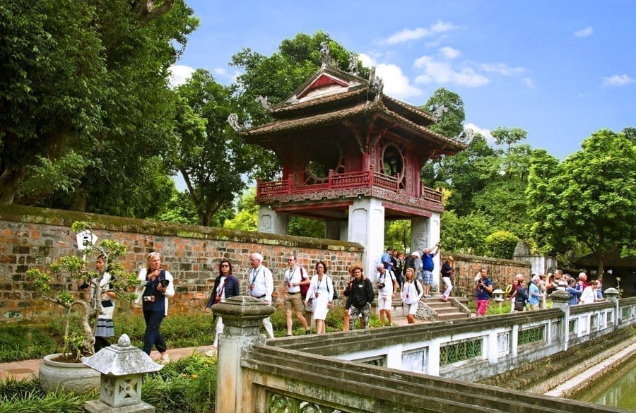 Khám phá trải nghiệm tour Hà nội 1 ngày